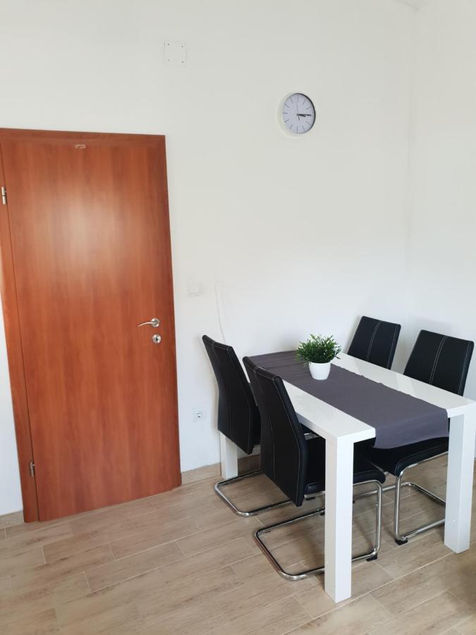 Carpe Diem Jadrtovac Exteriör bild